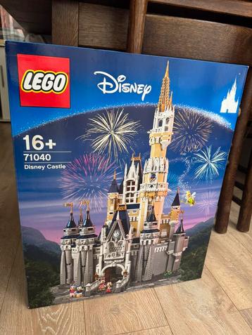 LEGO Disney Kasteel 71040 nieuw beschikbaar voor biedingen