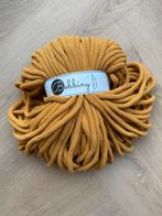 Bobbiny Jumbo 9 mm Mustard. Nieuw! Prijs per stuk!, Hobby en Vrije tijd, Verzenden, Nieuw, Breien of Haken, Wol of Garen