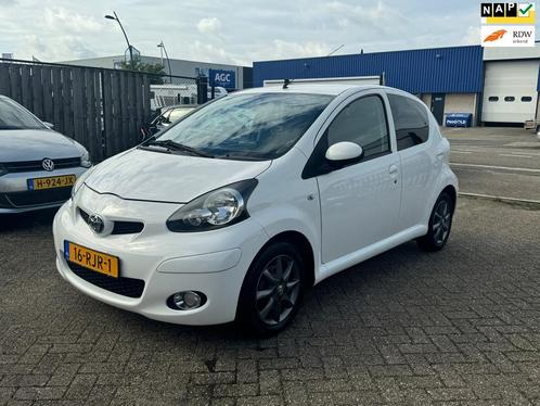 Toyota Aygo 1.0-12V Dynamic Navigator Airco 5Drs, Auto's, Toyota, Bedrijf, Te koop, Aygo, ABS, Airbags, Airconditioning, Bluetooth