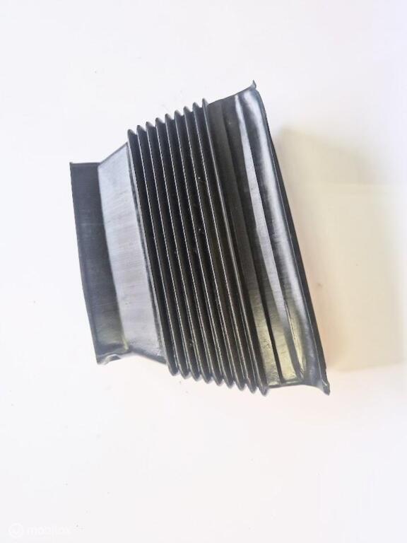 Luchtgeleiding kachel Volvo 240 2.3 Inj. ('82-'94) 1259587, Auto-onderdelen, Accu's en Toebehoren, Volvo, Gebruikt, Ophalen of Verzenden