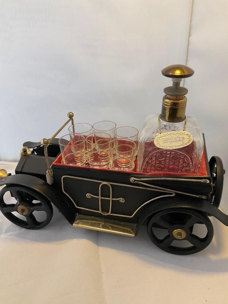 antiek oldtimer met muziekdoos en whiskykaraf en 6 glazen, Antiek en Kunst, Antiek | Keramiek en Aardewerk, Ophalen of Verzenden