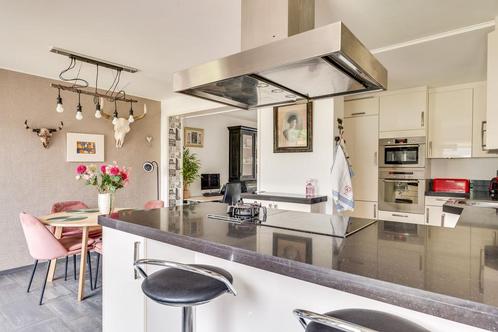 Gratis U vormige keuken met optie inbouwappratuur, Huis en Inrichting, Keuken | Complete keukens, Zo goed als nieuw, Hoekkeuken