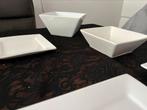 Mooi vierkant servies, Huis en Inrichting, Keuken | Servies, Ophalen of Verzenden, Zo goed als nieuw, Bord(en), Overige stijlen
