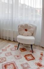 Teddy stoel en bloemen kussen, Huis en Inrichting, Fauteuils, Ophalen, Zo goed als nieuw