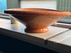 Bodemvondst 1700 Rood aardewerk bord., Antiek en Kunst, Ophalen of Verzenden