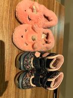 Kinderschoenen maat 25: Skechers + Huispantoffels, Kinderen en Baby's, Babykleding | Schoentjes en Sokjes, Ophalen, Gebruikt, Meisje