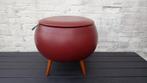 Vintage Naaipoef Skai Bordeaux Rood, Minder dan 50 cm, Gebruikt, Minder dan 50 cm, Ophalen of Verzenden