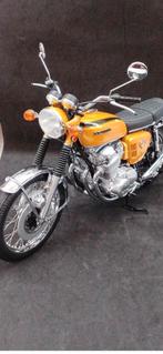 Minichamps Honda cb 750 Four, Hobby en Vrije tijd, Modelauto's | 1:5 tot 1:12, Ophalen of Verzenden, Zo goed als nieuw, 1:5 t/m 1:8