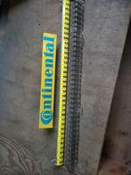 CONTINENTAL  V - Snaren ophangdisplay jaren 70, Ophalen of Verzenden