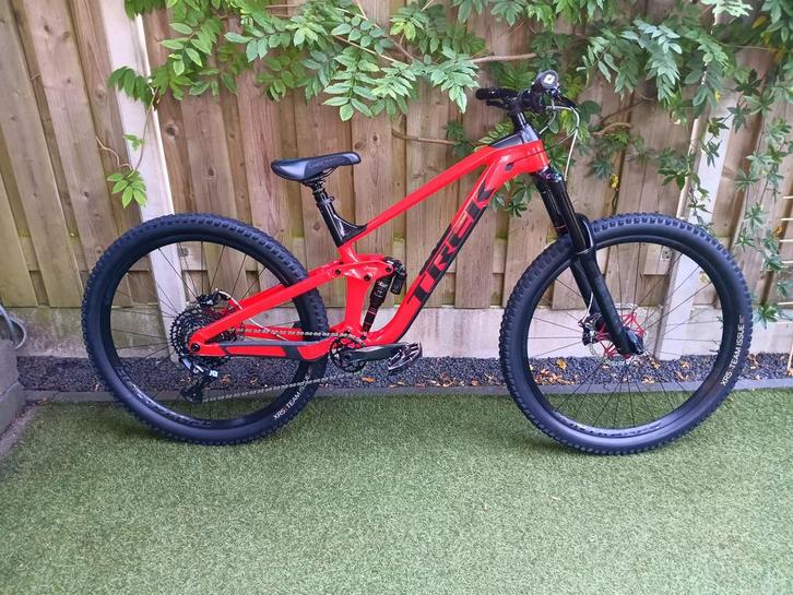 Te koop Trek Slash 7 maat L met diverse upgrades, Fietsen en Brommers, Fietsen | Mountainbikes en ATB, Zo goed als nieuw, Heren