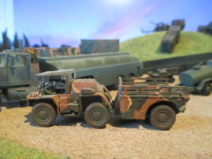 CONDEC M561 Cargo Truck Roco Minitanks gecamoufleerd, Hobby en Vrije tijd, Modelauto's | 1:87, Zo goed als nieuw, Bus of Vrachtwagen