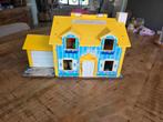 Vintage fisher price Family house met accepteren, Kinderen en Baby's, Speelgoed | Fisher-Price, Ophalen of Verzenden, Gebruikt