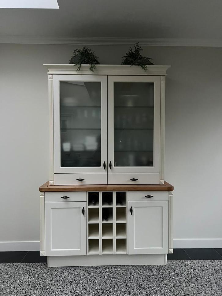 Houten buffetkast wit, Huis en Inrichting, Kasten | Buffetkasten, Zo goed als nieuw, 200 cm of meer, 100 tot 150 cm, 25 tot 50 cm
