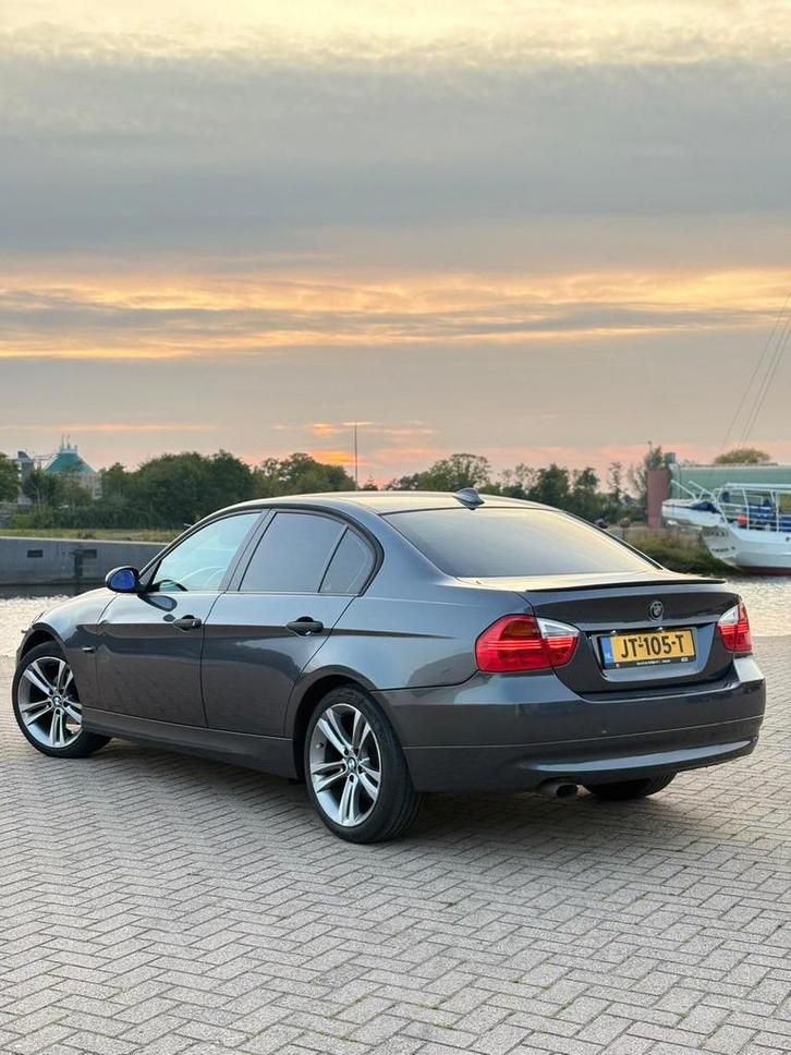 BMW 3-Serie 320i 2.0 Automaat Navi Leder!, Auto's, BMW, Particulier, 3-Serie, ABS, Airbags, Airconditioning, Alarm, Bluetooth