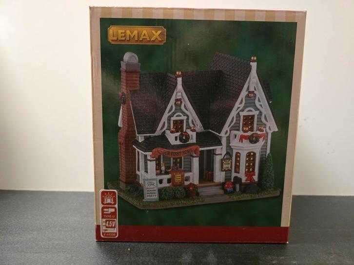 Lemax 35040 House Warming - Kersthuisje, Diversen, Kerst, Zo goed als nieuw, Ophalen of Verzenden