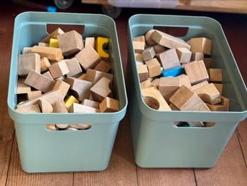 Houten blokken beschikbaar voor biedingen