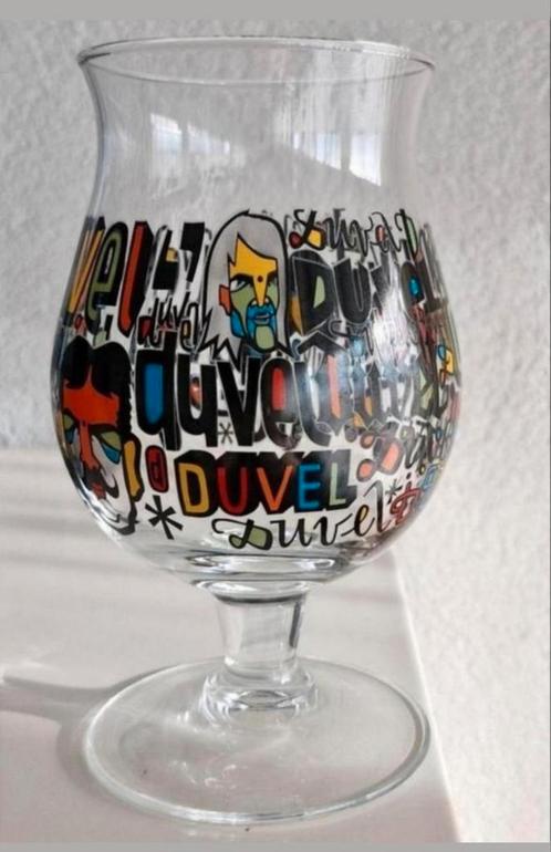 Duvel Glas Denis Meyers 2010, Verzamelen, Biermerken, Zo goed als nieuw, Glas of Glazen, Duvel, Ophalen of Verzenden