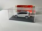 1:43 Ford KUGA-ford promotional-rare color, Ophalen of Verzenden, Nieuw, Auto, MiniChamps
