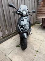 Piaggio Zip, Fietsen en Brommers, Scooters | Piaggio, Ophalen of Verzenden, Zo goed als nieuw, Benzine, Zip