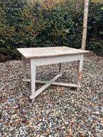 Houten tafeltje met karakter, Ophalen, Gebruikt, Vierkant, Minder dan 50 cm