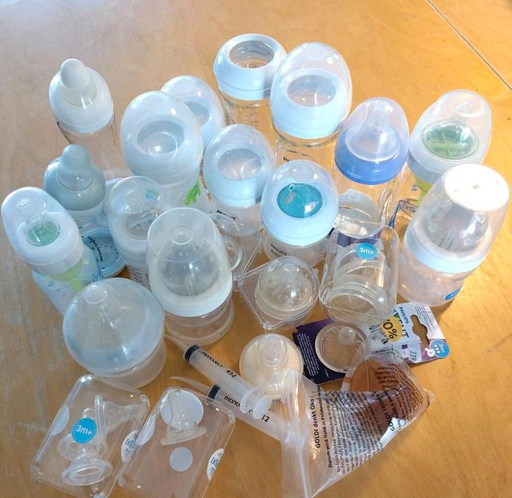Verzameling baby flesjes, Kinderen en Baby's, Babyvoeding en Toebehoren, Zo goed als nieuw, Overige typen, Ophalen