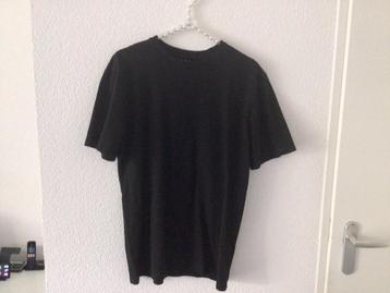 BoohooMAN zwart shirt maat M met vlinder print achterop beschikbaar voor biedingen