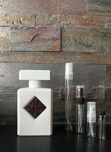 Initio Paragon sample beschikbaar voor biedingen