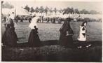 's-Hertogenbosch Fotokaart Feestterrein Klederdracht, Verzamelen, Ansichtkaarten | Nederland, Verzenden, 1920 tot 1940, Ongelopen