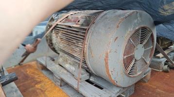 6 x elektro motoren 22kw - 200 kw 1000v beschikbaar voor biedingen