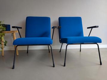 Wim Rietveld | Gispen 1407 | 2 stuks beschikbaar voor biedingen