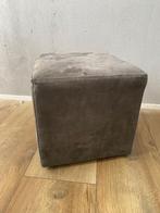Mooie antraciet grijze hocker., Minder dan 50 cm, Vierkant, Nieuw, Minder dan 50 cm