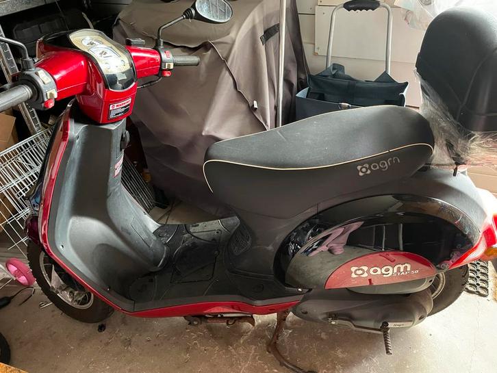Agm scooter 2008 - Weinig km!, Fietsen en Brommers, Snorfietsen en Snorscooters, Gebruikt, Overige merken, Ophalen