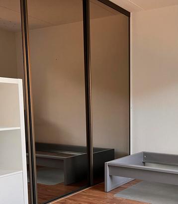 Gratis kastdeuren 3 stuks schuifdeuren beschikbaar voor biedingen