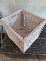 Witte vierkante rieten mand, Mand, Vierkant, Ophalen of Verzenden, Zo goed als nieuw