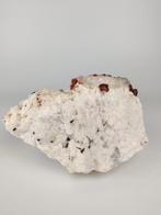 Spessartien,kwarts,veldspaat en schorl, Ophalen of Verzenden, Mineraal