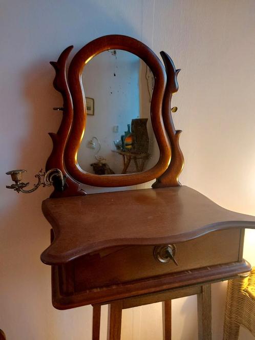 Antiek make-up/kaptafeltje, Huis en Inrichting, Tafels | Kaptafels, Gebruikt, Minder dan 100 cm, 50 tot 100 cm, Hout, Ophalen of Verzenden