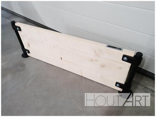 Wandplank zwarte steigerbuis zijbevestiging met steigerhout, Huis en Inrichting, Woonaccessoires | Wandplanken en Boekenplanken