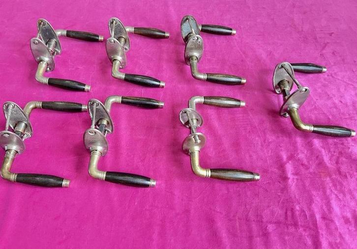 Oude deurklinken tonmodel, deur klinken, krukken, grepen, Antiek en Kunst, Antiek | Woonaccessoires, Ophalen of Verzenden