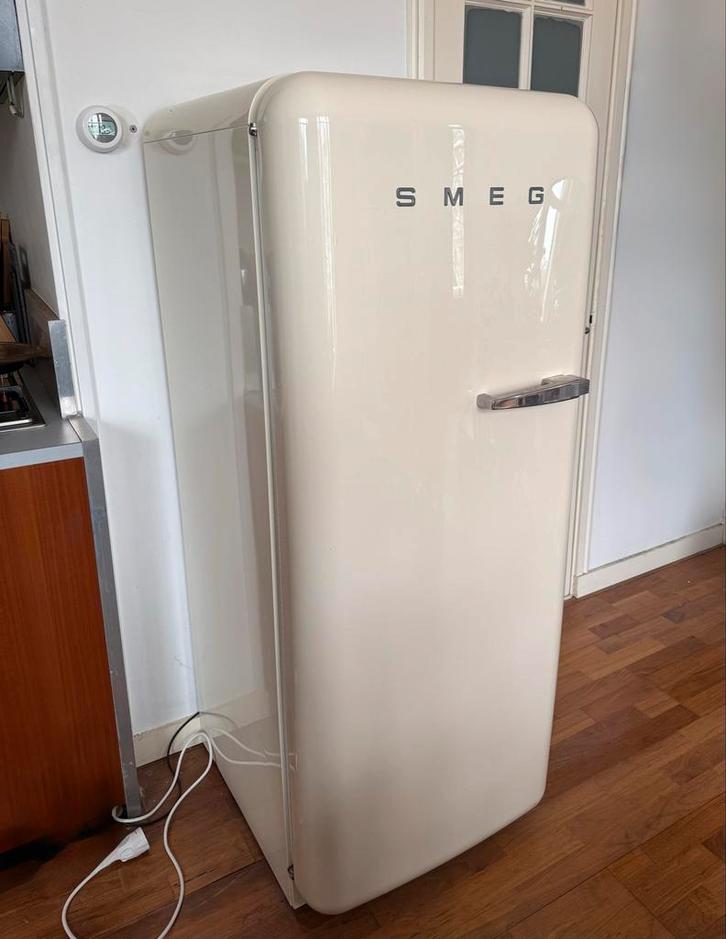 Retro SMEG FAB28 Koelkast - Crème, Witgoed en Apparatuur, Koelkasten en IJskasten, Gebruikt, Met vriesvak, 200 liter of meer, 140 tot 160 cm