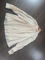 A-lijn blouse of white creme geplooid maat M, Ophalen of Verzenden, Zo goed als nieuw, Maat 38/40 (M)