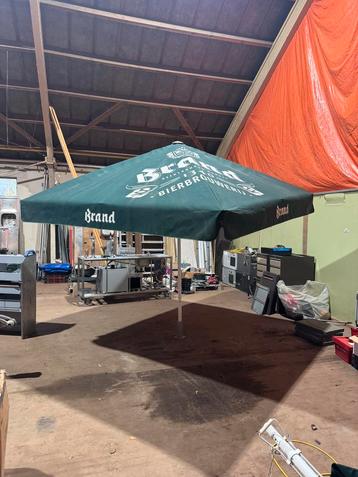 Horeca parasols Brand en Heineken Professioneel! beschikbaar voor biedingen