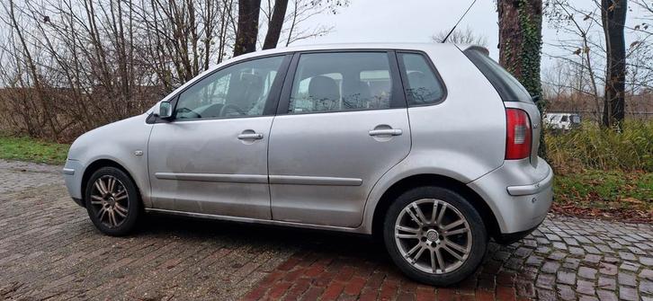 Volkswagen Polo 1.4i AUTOMAAT! 2004 NWE APK 5 deurs 199dkm!, Auto's, Volkswagen, Bedrijf, Polo, ABS, Airconditioning, Alarm, Boordcomputer