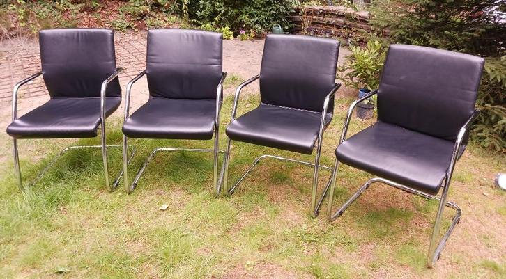 eetkamerstoelen, Huis en Inrichting, Stoelen, Zo goed als nieuw, Vier, Hout, Leer, Metaal, Overige kleuren, Ophalen