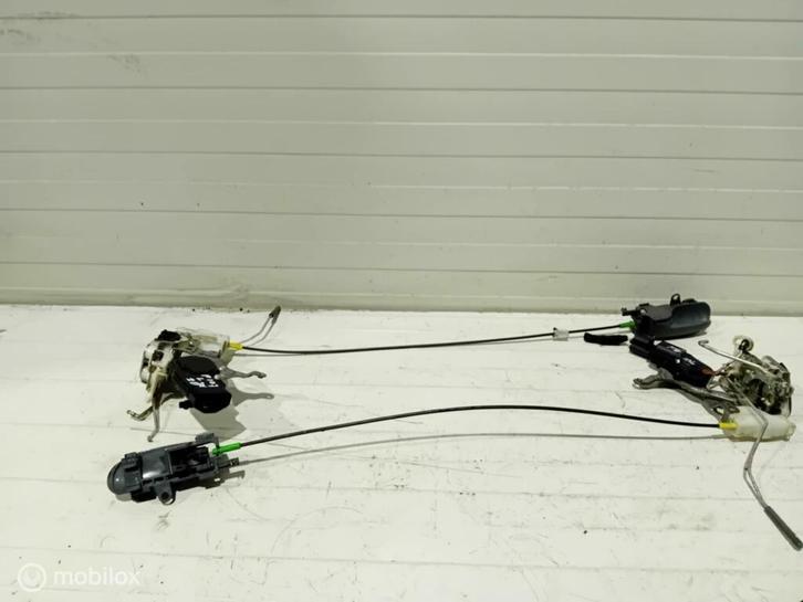 Slotmechaniek deur Toyota Aygo, Auto-onderdelen, Klein materiaal, Gebruikt, Ophalen of Verzenden