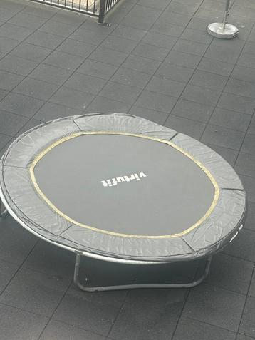 VirtuFit Premium Trampoline met Veiligheidsnet - 244 cm beschikbaar voor biedingen