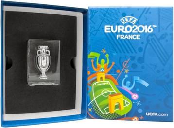Replica van de UEFA EURO 2016 Trofee Nieuw !!! beschikbaar voor biedingen