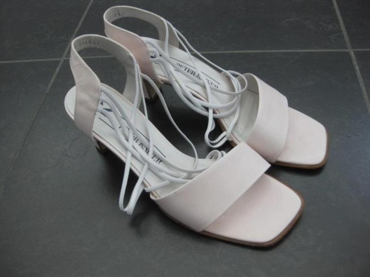 Peter Kaiser sandalen met hak, lichtroze maat 6,5, Kleding | Dames, Schoenen, Zo goed als nieuw, Sneakers of Gympen, Roze, Ophalen of Verzenden
