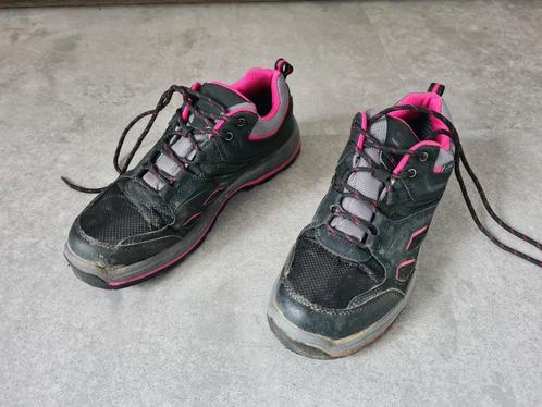 Crivit maat 39 wandelschoenen zwart roze, Sport en Fitness, Bergsport en Wandelen, Gebruikt, Schoenen, Ophalen of Verzenden
