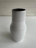 Vintage Mobach vaas, wit, Ophalen of Verzenden, Zo goed als nieuw, Wit, Minder dan 50 cm