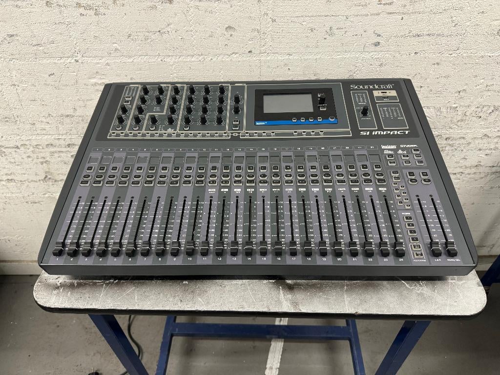 Soundcraft SI Impact Digitale mengtafel, Ophalen, Gebruikt, 20 kanalen of meer, Microfooningang